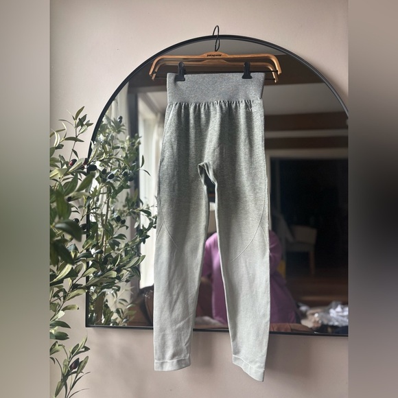 AYBL | seamless leggings | size small - Picture 3 of 7